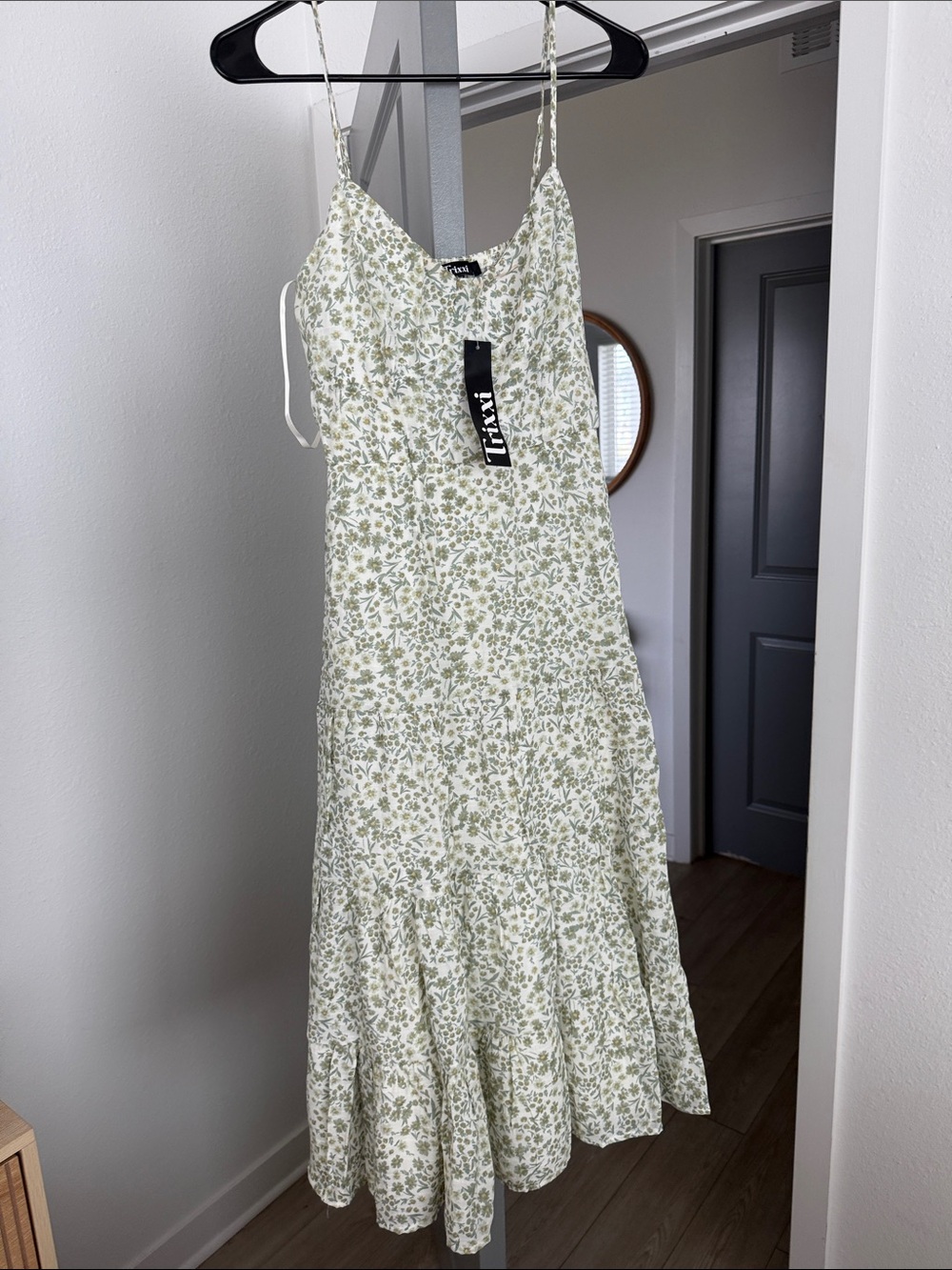 Trixxi dress